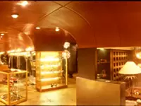 表参道や麻布台、恵比寿で大人気のアパレル＆カフェショップ