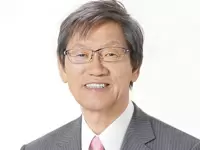 代表の三井は医学博士の学位を持ち、研究成果を自社商品やOEM商品に取り入れています。