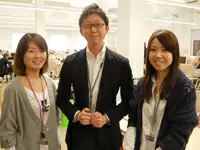 中途入社のスタッフが多いので、すぐに環境に慣れてもらえるはず。スタッフもみんな仲良しです！