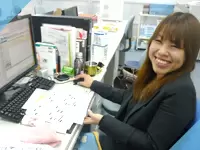 社内はとても明るい雰囲気。20代の女性社員が企画の最前線で活躍中！