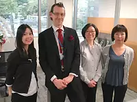 ▲一緒に働く人事総務本部の職員です。ここでしか経験できない仕事を通して成長していきませんか。