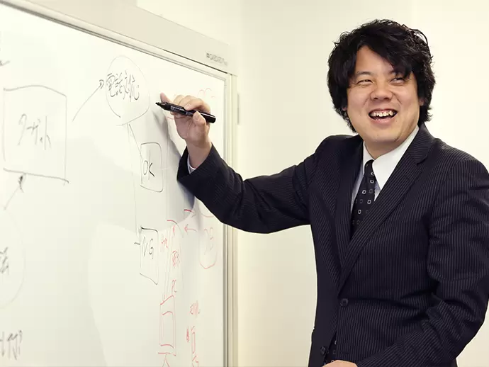 ミーティングも和やか。否定はせずにみんなの意見を尊重しながら、ブラッシュアップしていきます。