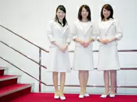 清潔感を感じる白で統一された制服！かわいいと評判です。