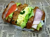 天然酵母の自家製パンを使ったくるみサンドは大人気です♪