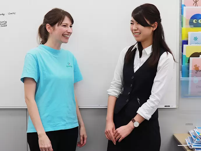 ネイティブ講師と話す機会もあり、語学力に磨きをかけることが可能です。