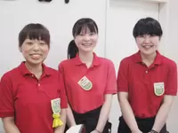 「また来たい」と思って頂けるよう笑顔とあいさつを大切にしています。【諸国ご当地プラザ】店舗写真