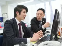もちろん男性社員も多数活躍中。私が大変そうにしていると「大丈夫？」と声をかけてくれます。