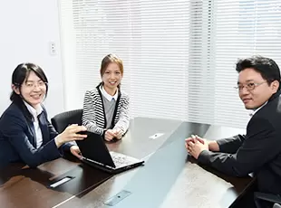 営業部隊は女性が8割。同性だからこそ、いろいろなことを気軽に相談できます。