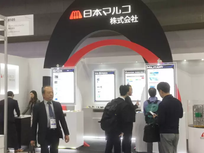 展示会でも当社のブースは大きな注目を集めています。