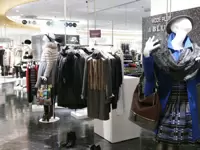 ラグジュアリーブランドならではの品質とデザインで、お客様に愛されています。
