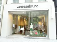 2012年6月、ヴァネッサのパリシックなプライベートルームをイメージし、銀座店がリニューアルオープン。