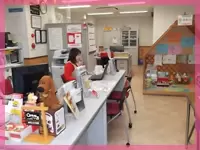 押上店の風景です。各店舗★カラー★があります。