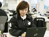 支社内にはちゃんとデスクが用意されています。