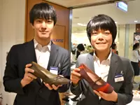 お客様一人ひとりに最適な靴をご案内します。