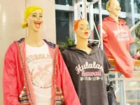本社にある1Ｆ展示会場には、最新商品がディスプレイされています！