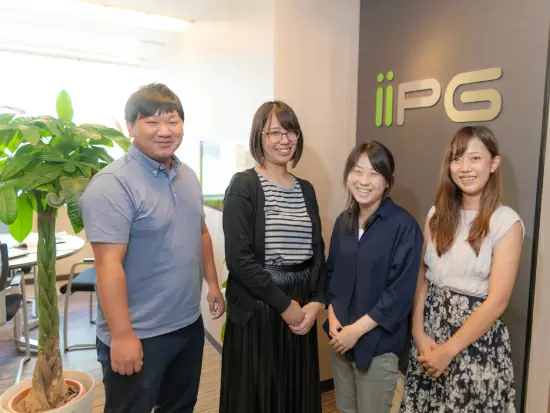 真剣な中にもノビノビした雰囲気がある会社です。