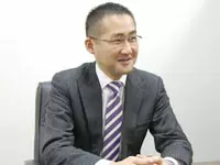 「少数精鋭の会社で一体感があるため、部署間の壁もありませんよ」（採用担当）