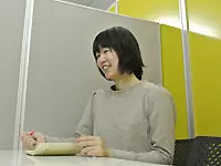 平均年齢27歳。女性スタッフが5割を占め、わきあいあいと働いています。