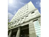 東京本社の自社ビルです。あなたとお会いできるのをお待ちしています。