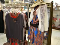 店内のレイアウトにはスタッフ一人ひとりのセンスが光ります。