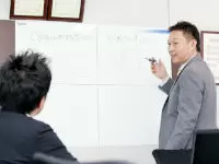 入社後の半年間は、丁寧すぎるくらいの研修が続きます。