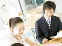 常に情報共有、改善案の提案を欠かしません。ビジネスマナーやコミュニケーション能力が大切