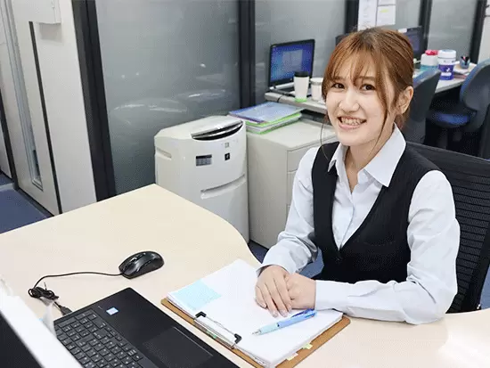 先輩がしっかりお仕事を教えますので、ご安心下さい。