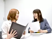 1999年に3人で設立され現在は約130人規模となった当事務所。大人数になってもチームワークは変わりません。