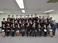 「日本の在宅医療を明るくする」。全国のスタッフがチームワークを大切に、目標を共有しています。