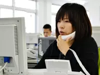 お客様の疑問に応えるため、丁寧な対応を心がけています