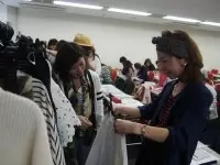 店長会に参加すれば、商品企画のチームと一緒に 商品についての意見交換もできます！