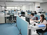 社内はゆったりとしていて仕事に打ち込める環境が整っています。