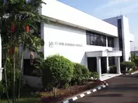 インドネシアにある合弁会社の事業所です。工場を併設し、数百人の現地スタッフが働いています。