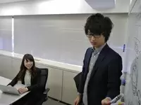 こんなお仕事をしています。会議の議事録を作成しています。