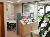 入り口から入ってすぐの風景です。