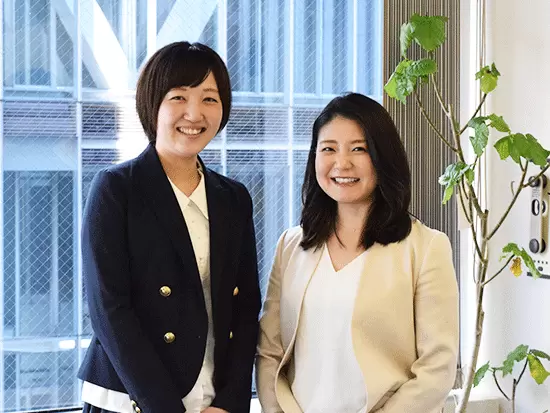 社内の雰囲気は良く、社歴や年齢に関係なく、何でも意見が言い合える関係です！