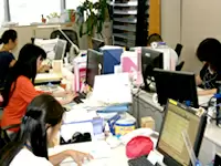 職場の様子