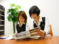 目標達成に向けてチームで取り組みます。何でも言い合える環境です。