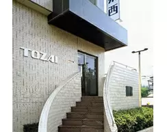 株式会社東西