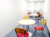 ★社内には一息つけるリフレッシュルームがあります
