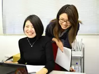 ほとんどが未経験入社。先輩によるOJTで徐々に業務に慣れて下さい。丁寧に教えます。
