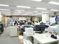 明るくきれいな働きやすいオフィスです。