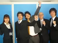 社内の雰囲気は活気に溢れています！！次にこの写真に写るのはアナタです。
