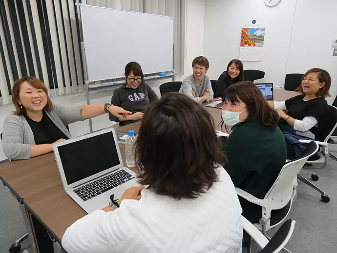 会社全体としても女性比率は4割◎20代を中心に若手社員が活躍しています！