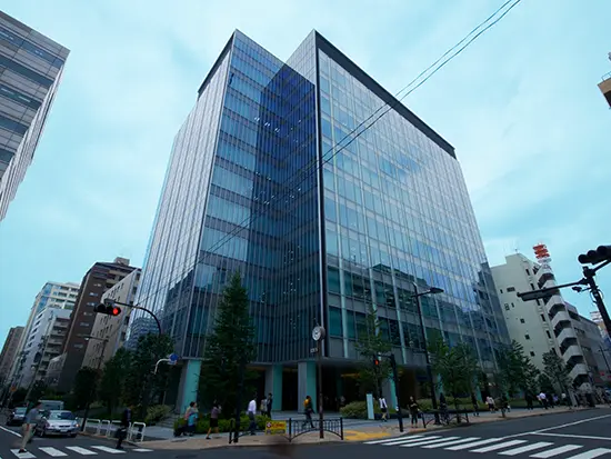 駅チカのキレイなオフィスがあなたの職場です。