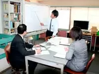 営業との打ち合わせなどの社内MTGは多々あります。