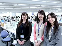2000名を超えるスタッフのうち、女性が7割。広々としたオフィスでみんな活き活き働いています！