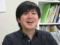 笑顔が絶えないオフィス。お客様先でもチーム制だからイキイキ働けます