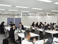 分からないことはどんどん質問してOK！自ら考え、積極的に行動できる方をお待ちしています！
