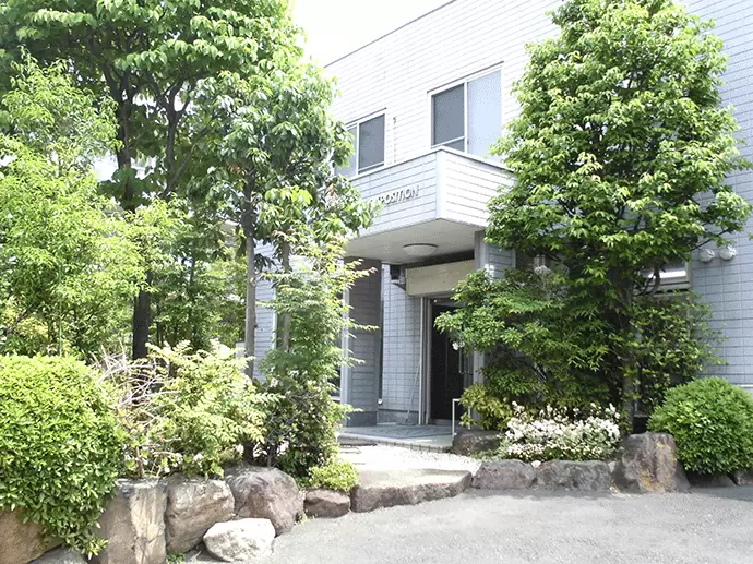 本社自社ビルの外観です！